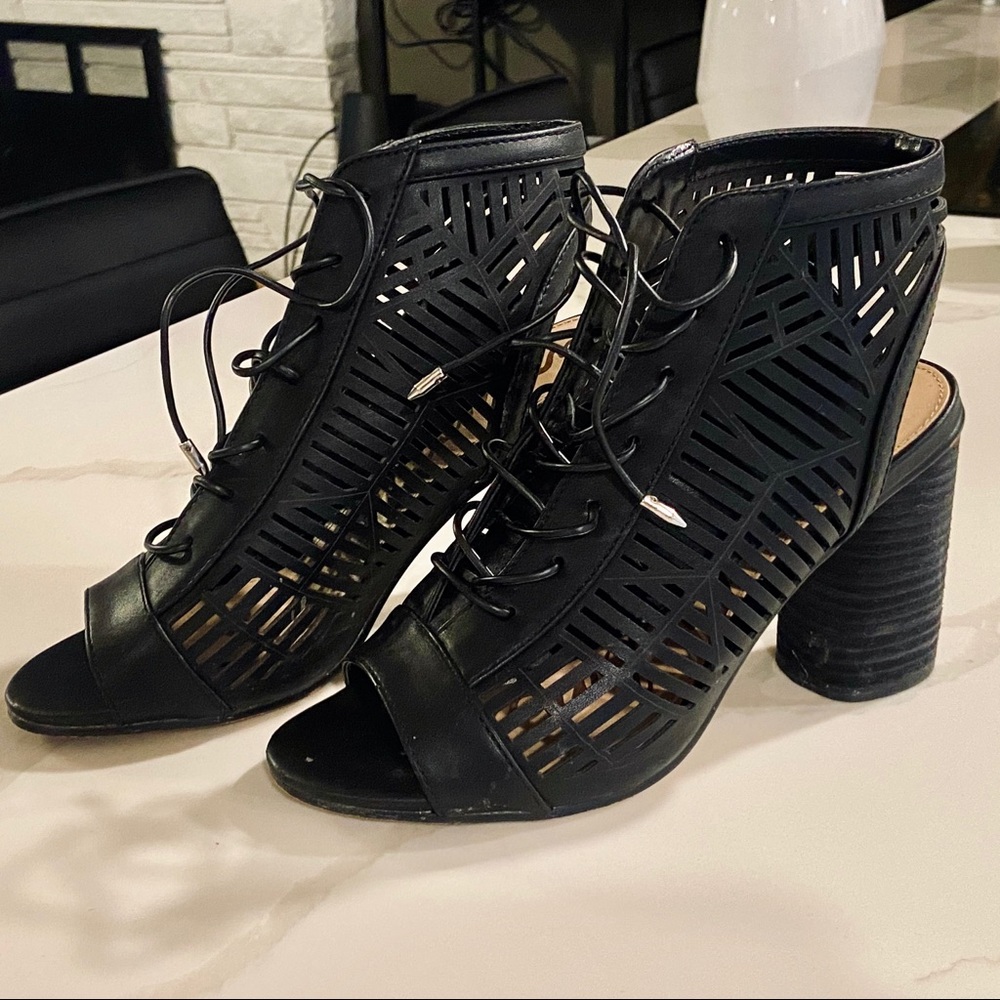 Sam Edelman Black Allen toed boots